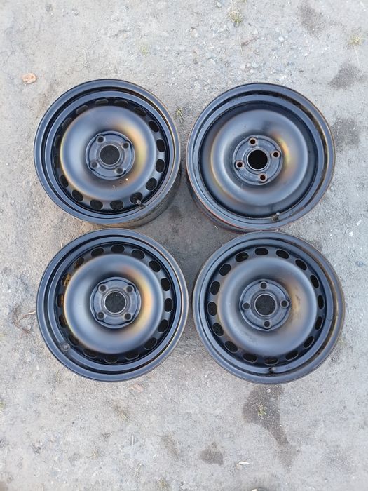 Продам диски на ауди Б4 R15