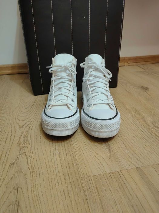 CONVERSE кецове.