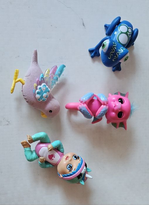 Лот интерактивни играчки