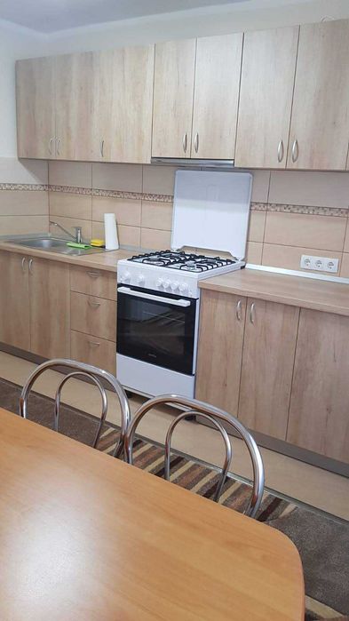 Apartament cu 2 camere de inchiriat