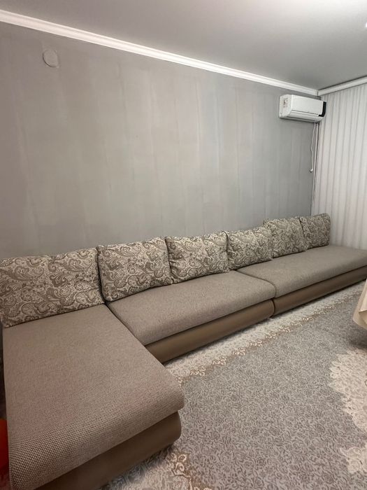 Диван для гостиной