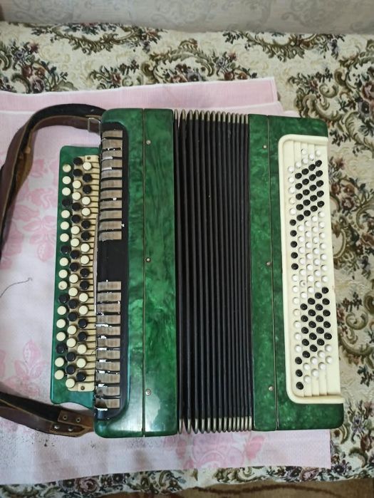 Продам баян "Этюд"