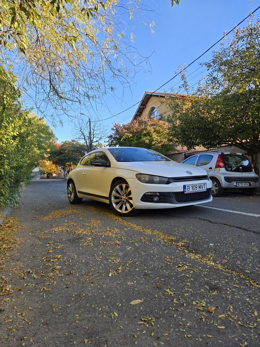 Volkswagen Scirocco 2011 1.4 tfsi -  vând sau schimb cu moto