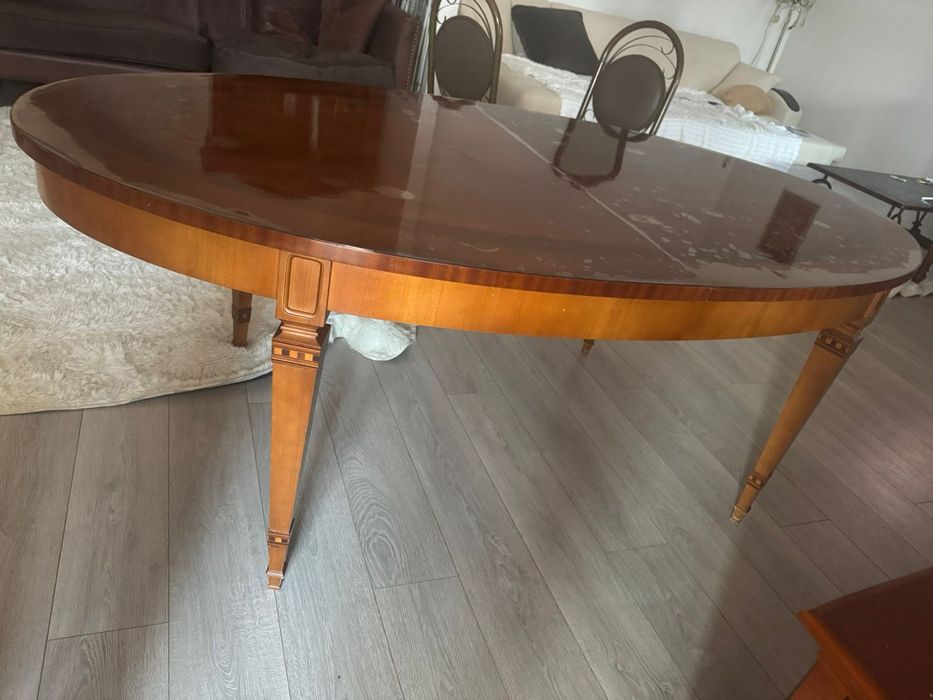 Обеденный стол. Раскладывается