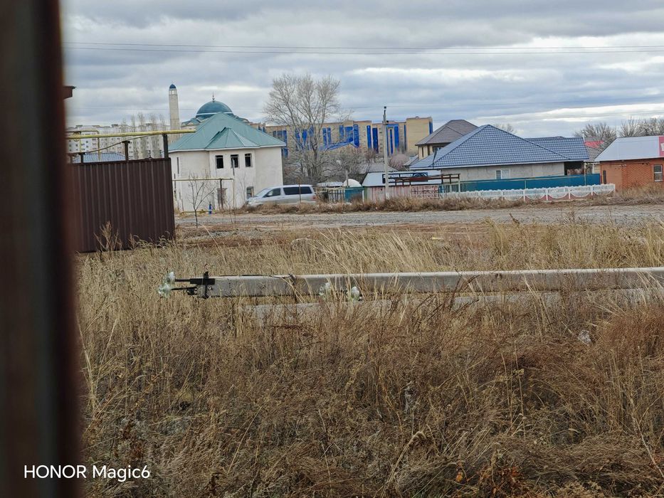 Мини дом в черновом варианте. Возле трассы. Возле речки.
