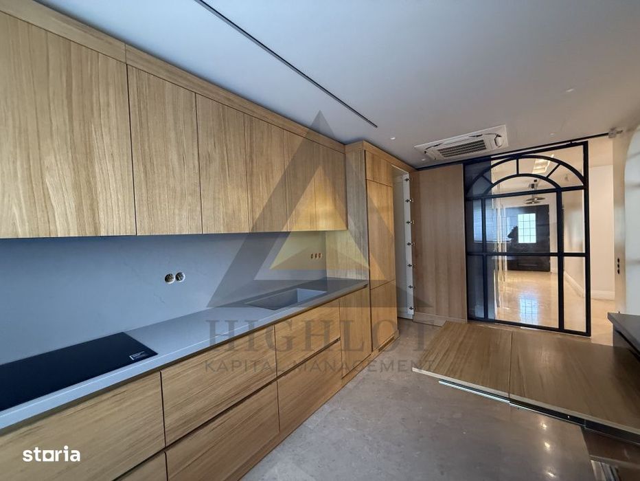 Oxford Gardens | Prima Inchiriere | Vila La Padure Mobilata 2026