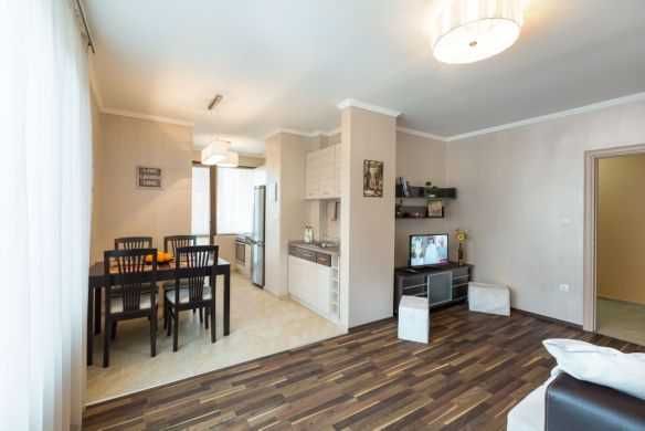 Дава се под наем Двустаен апартамент в Бургас, Лазур - 63 кв.м за 275 € - Снимка #4