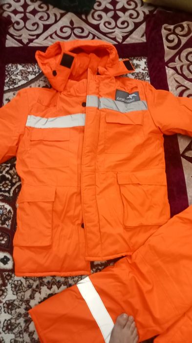 Продётся спец одежда зимный безрукавка валенки