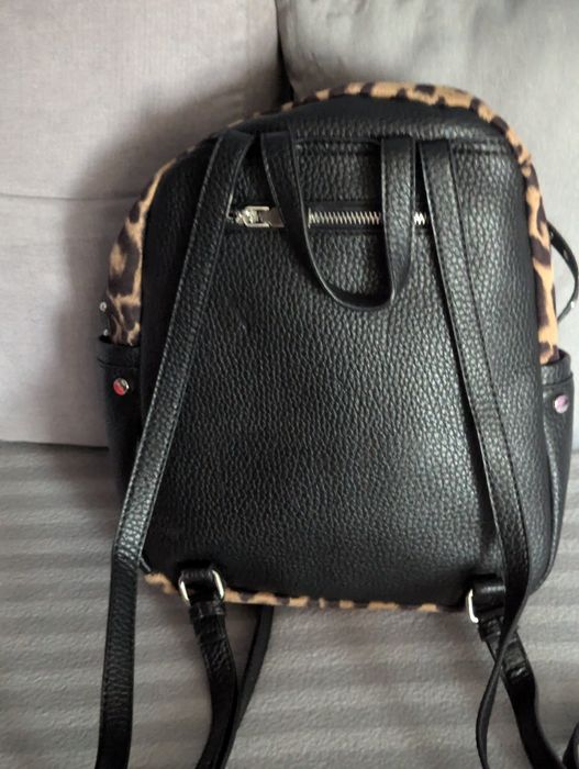Леопард дамска раница на Parfois