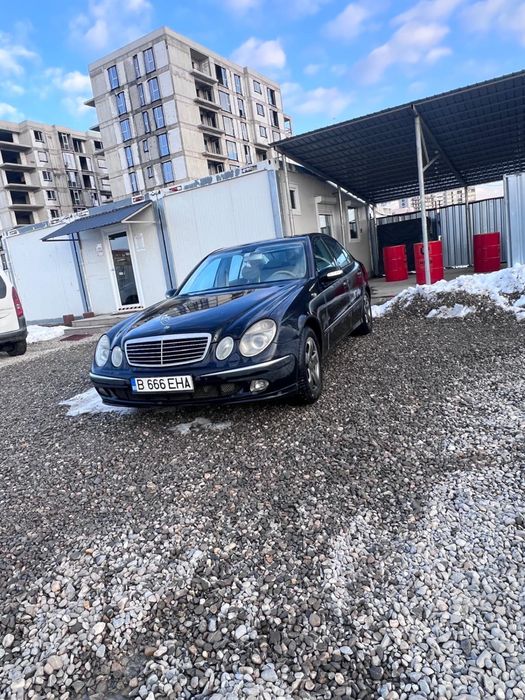 MERCEDES-BENZ E-Class 2004 — imagine 3