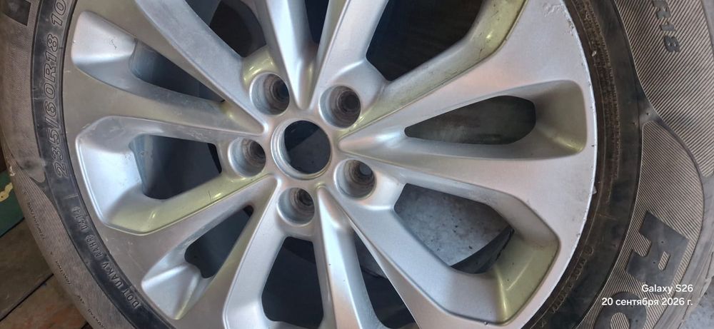 Продам оригинальные диски Kia Sorento