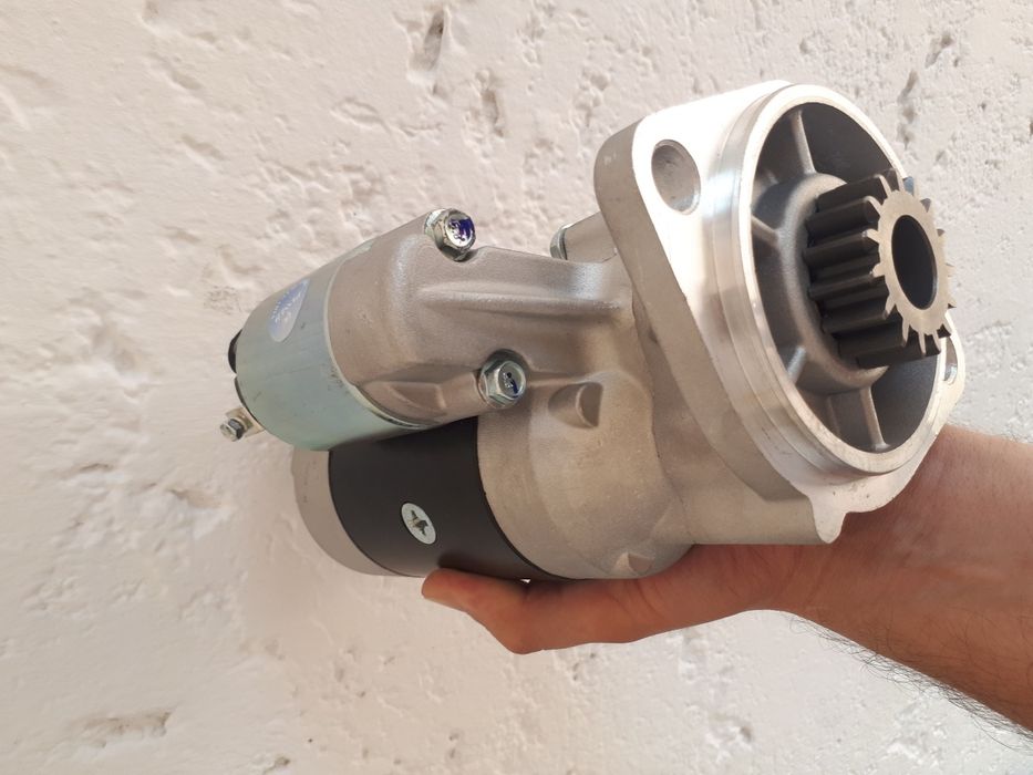 Electromotor nou mini excavator Komatsu PC10 PC15 PC20 PC35 PC40 PC50