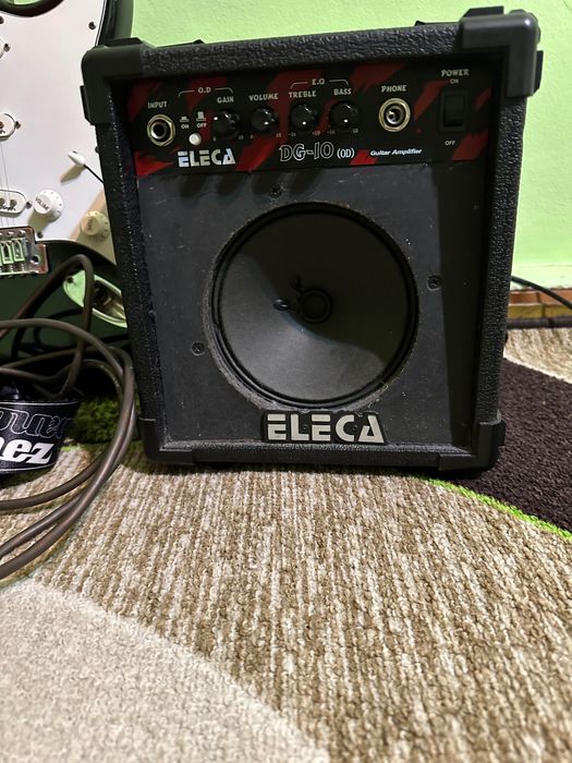 Електрическа китара + усилвател ELECA – комплект, готов за свирене