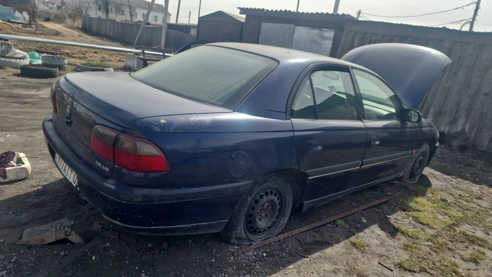 На запчасти омега б