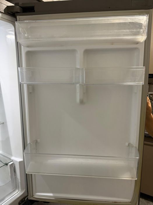 Холодильник Samsung