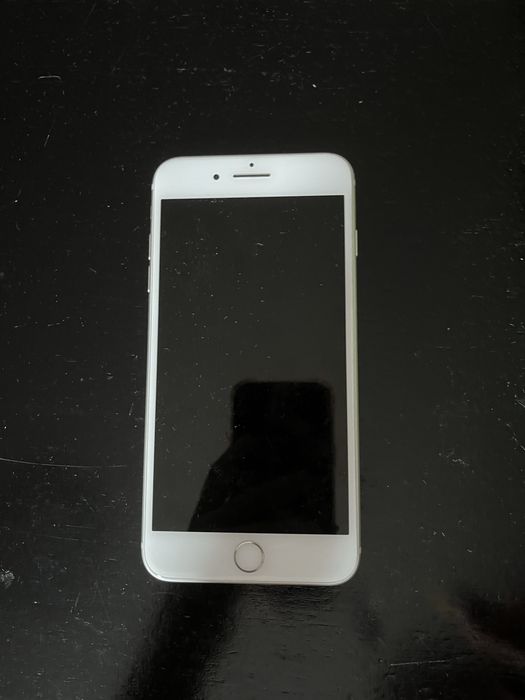 Продам Айфон 7 Plus