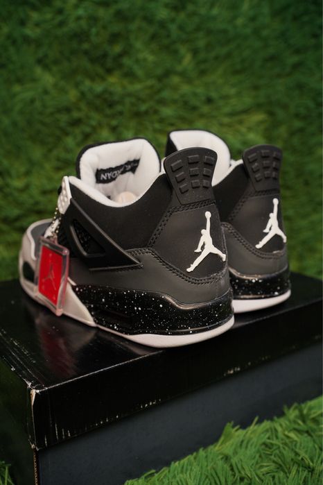 Jordan 4 Retro Fear