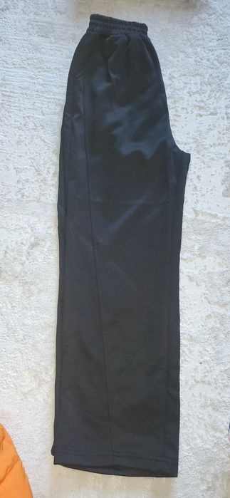 Продам спортивные брюки на девочку