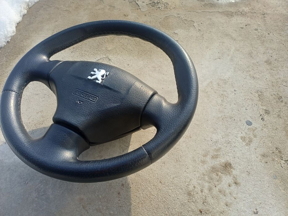 Волан за пежо 206 в перфектно състояние