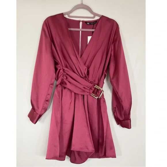 Розов сатениран гащеризон Zara