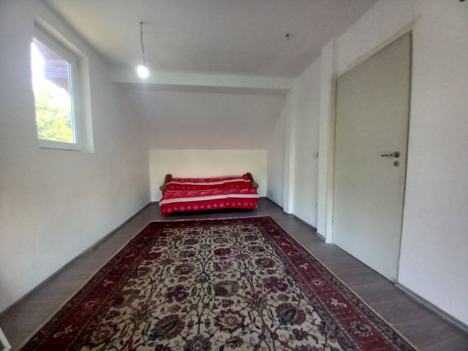 Propietar Schimb cu Apartament ViLa cu Teren