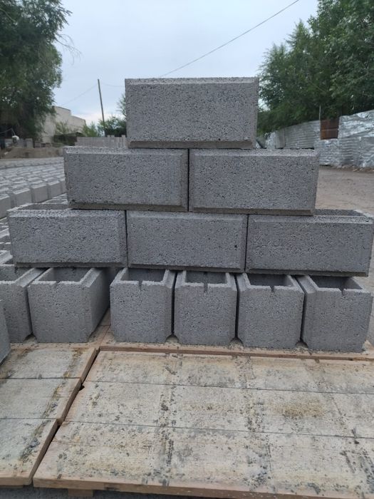 Продам пескоблоки.