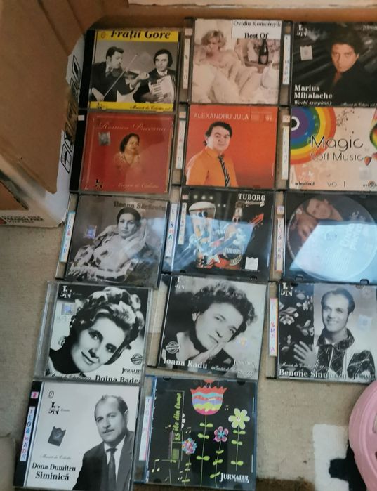 CD-uri cu muzică înregistrată și CD-uri originale