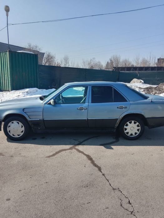 продам машину mercedes benz