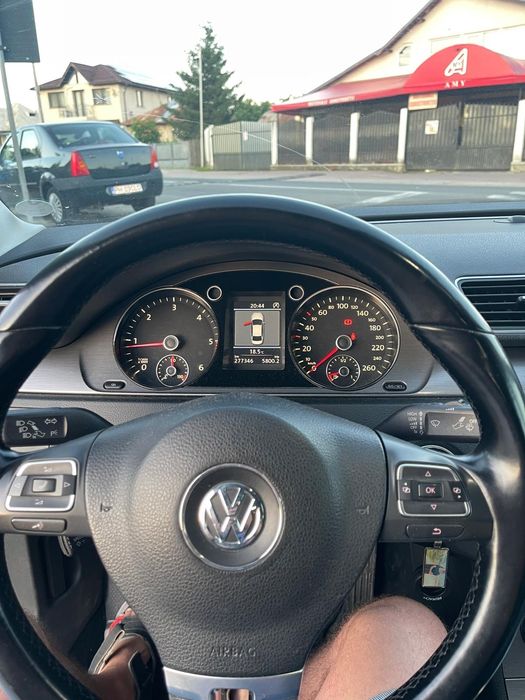 VOLKSWAGEN Passat 2012 — imagine 5