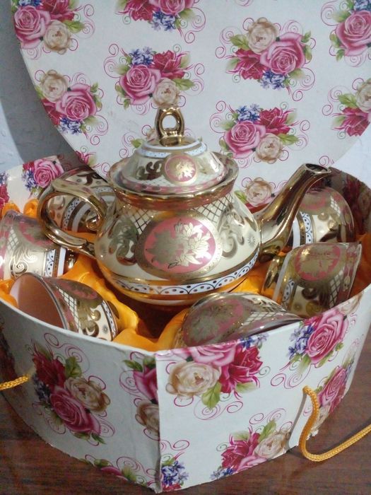 Сервиз чайный кофейный.