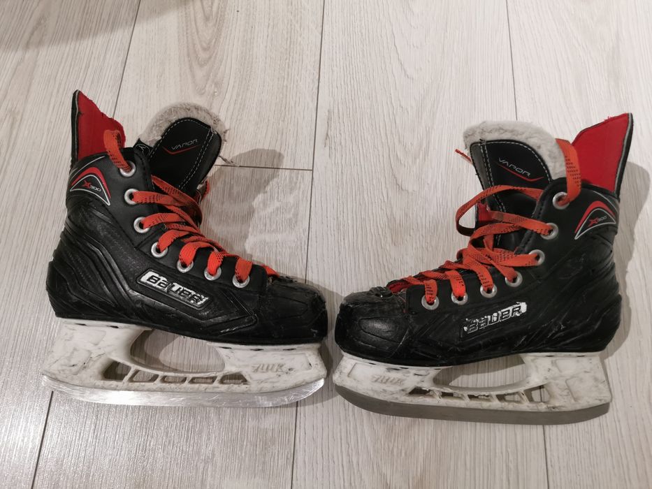 Коньки хоккейные детские