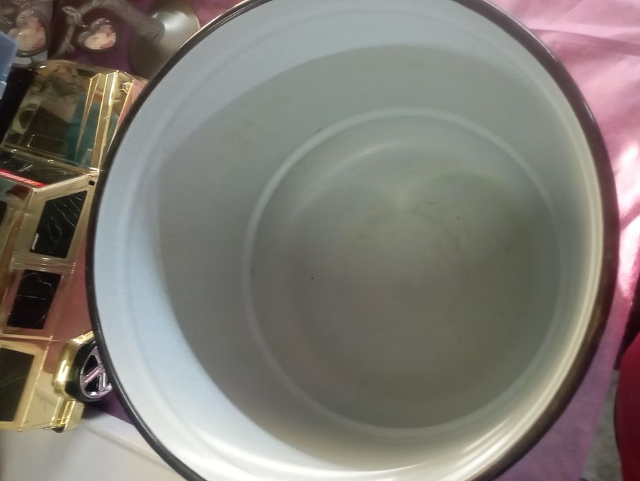 Продам мантоварка эмалированую