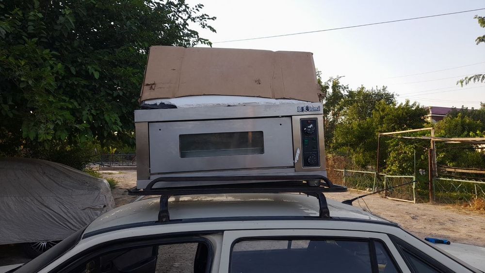 печка новая не исползавали воопше.Хочу продать и холоделник купить про