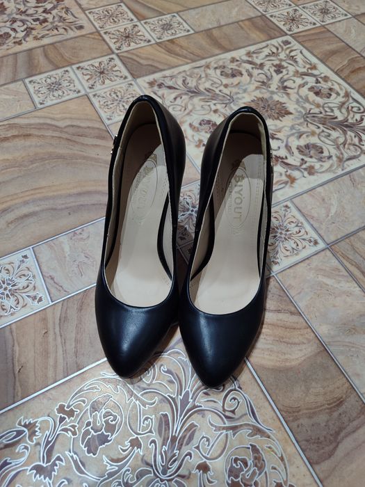 Продам туфли , размер 35