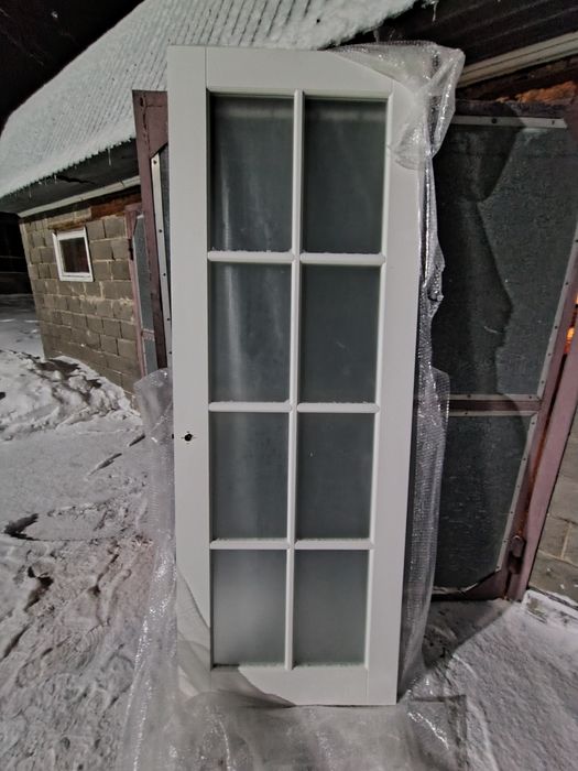 Дверь деревяное белое