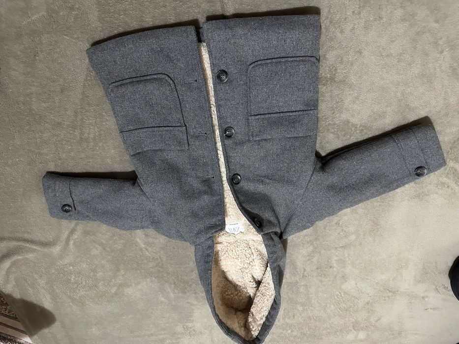 Cojocel Zara, palton Zara, geaca H&M sunt în stare impecabilă
