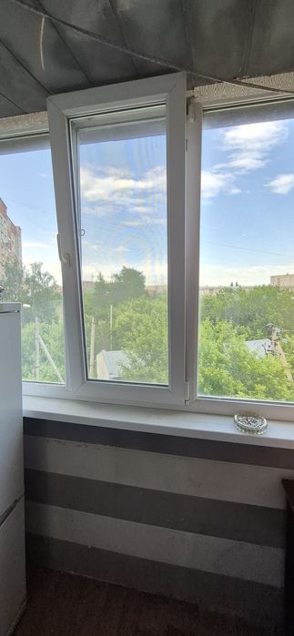 Продам комнату  ДБС 36кв. 4 этаж