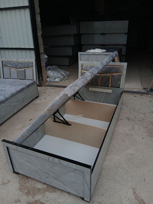 KRAVAT 1 kishilik sandiq