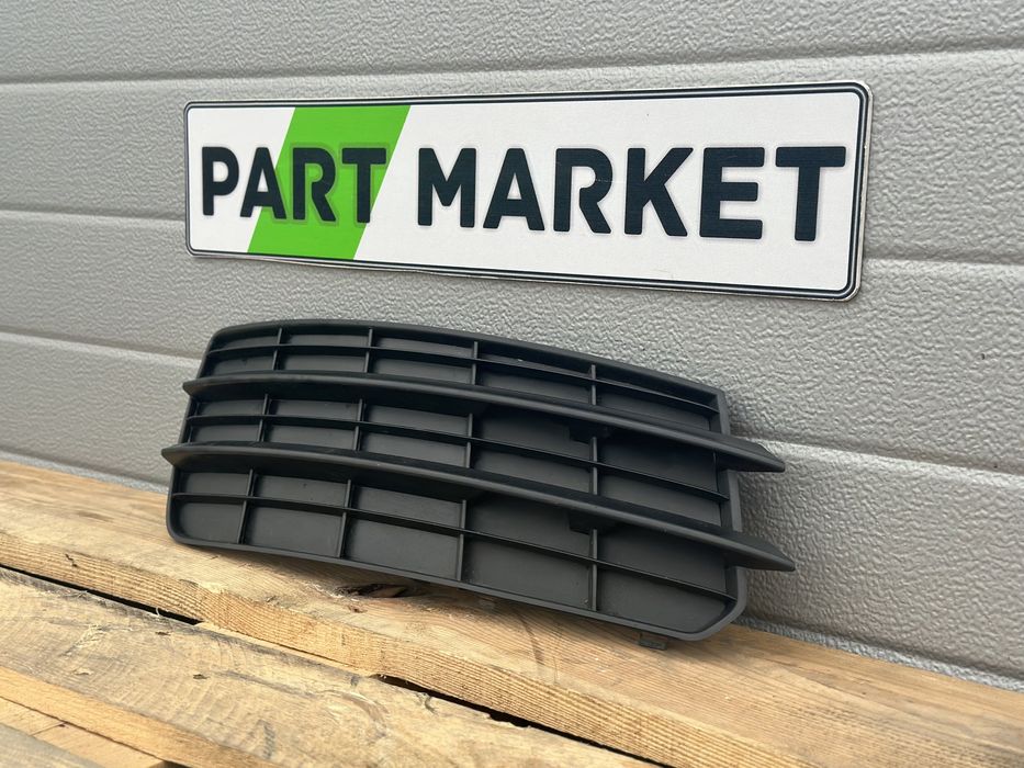 Дясна решетка AUDI A7 C7 4G8807682