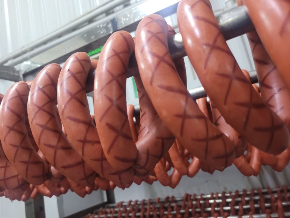 Оболочка, obolochka  kalbasa va sir mahsulotlari uchun qobiq.