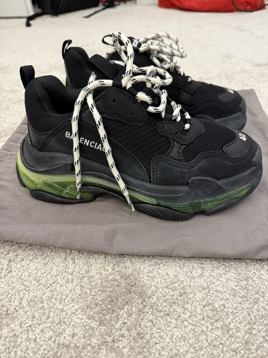 Balenciaga triple S