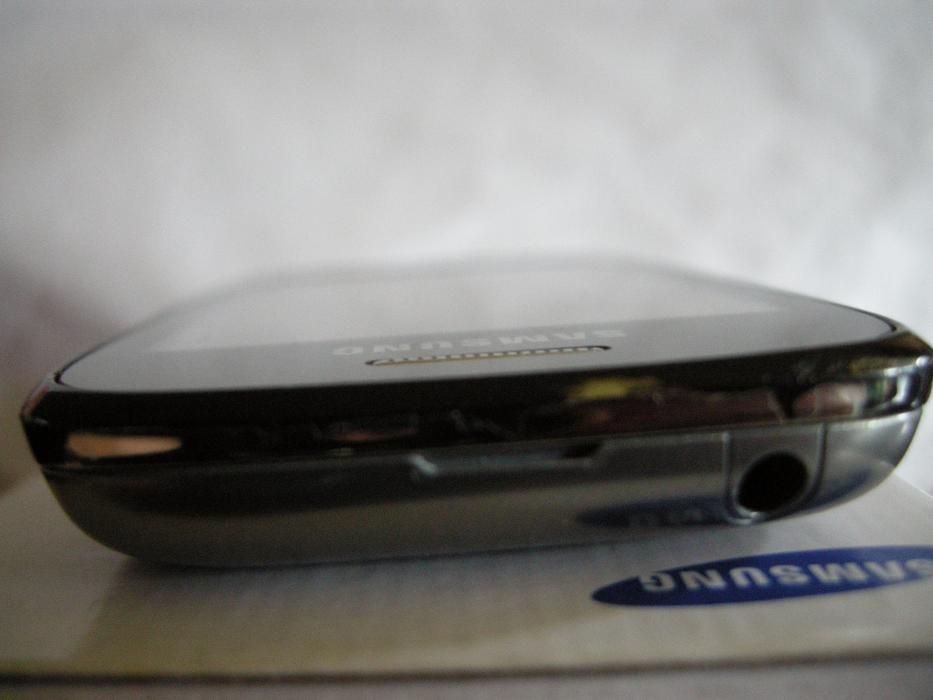 Samsung Galaxy Pocket Neo и Alcatel One touch 991