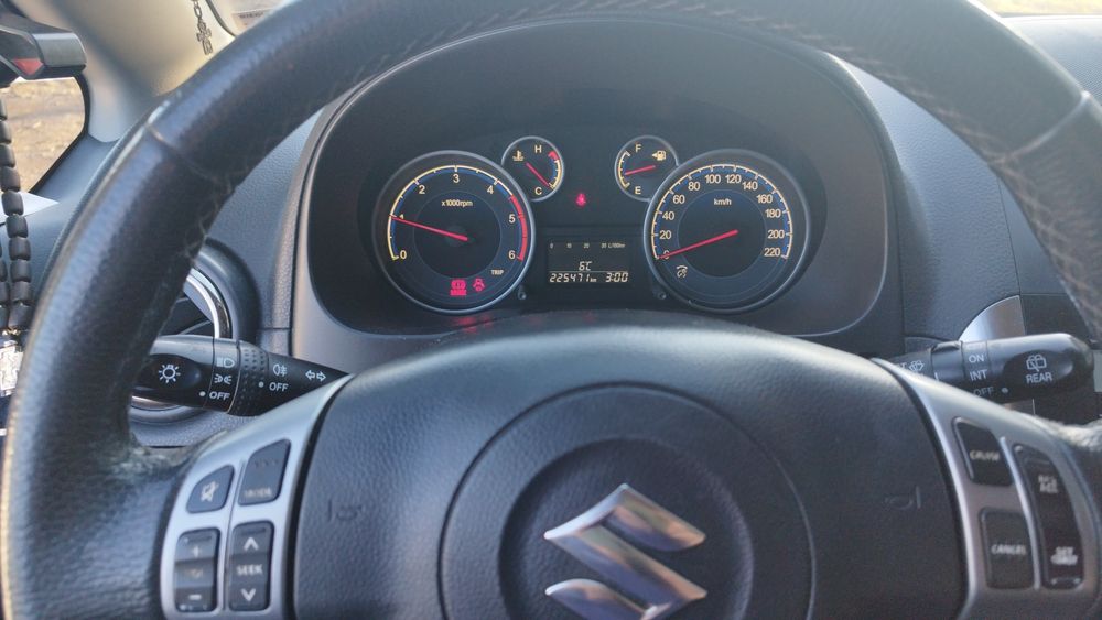 Suzuki SX4. (4x2),euro5,230000