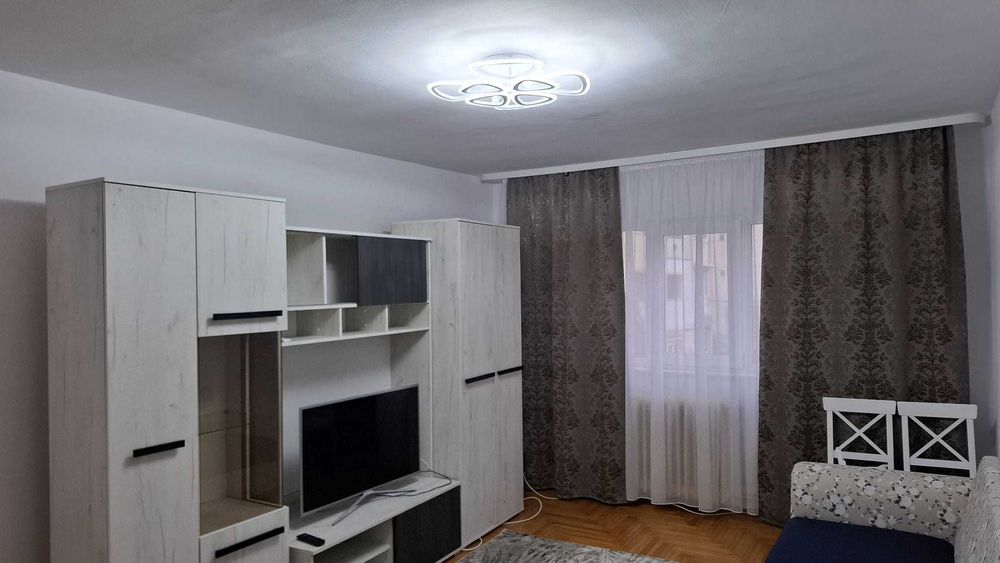 Apartament de inchiriat