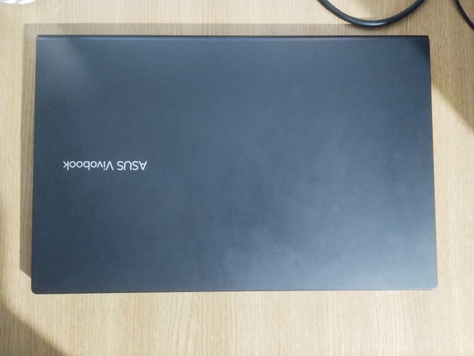 Laptop ASUS VivoBook 15. I5 gen 11, 512GB SSD, Windows 11 + GARANȚIE