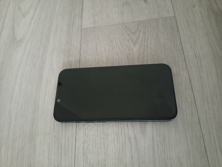 Айфон 13  128 г.