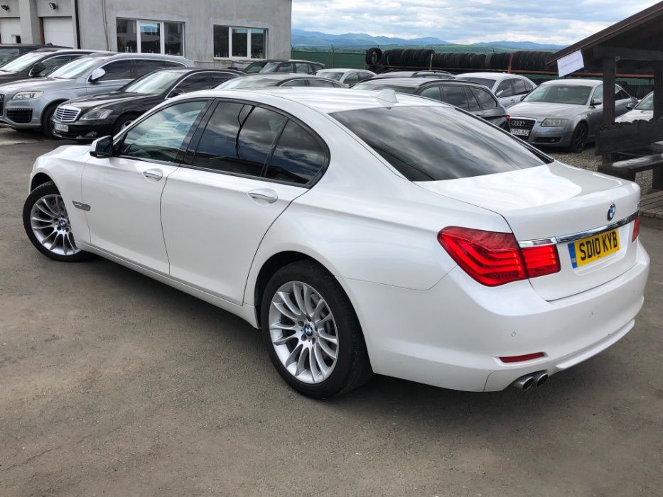 Dezmembrez BMW 730 d 2010 F01 cod motor N57D30A