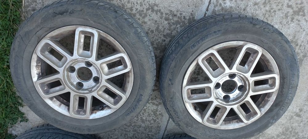 Set roti aliaj ford fusion 4x108. Anvelope vara stare buna 195/60/15 ! Roata de rezerva noua! Bonus polita si podea portbagaj!