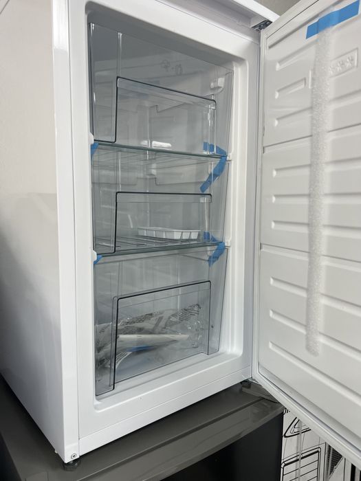 Фризер малък чисто Нов 5г. Гаранция