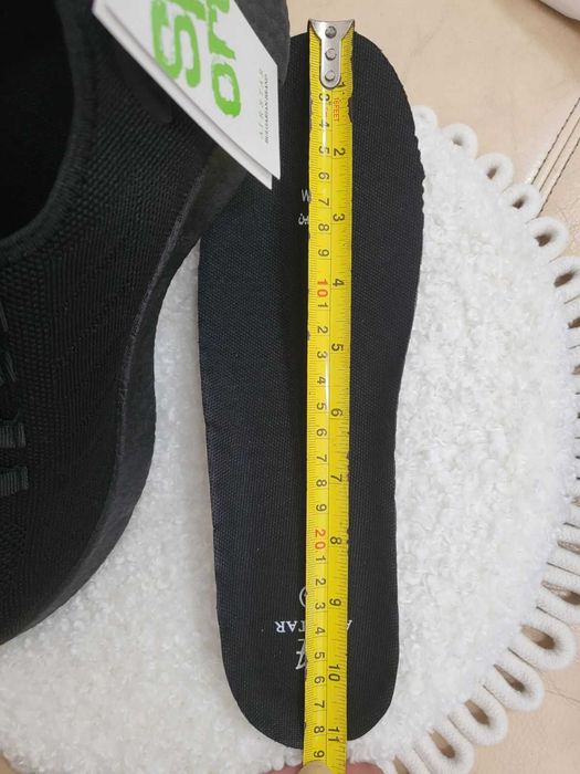 Нови черни маратонки 44 номер